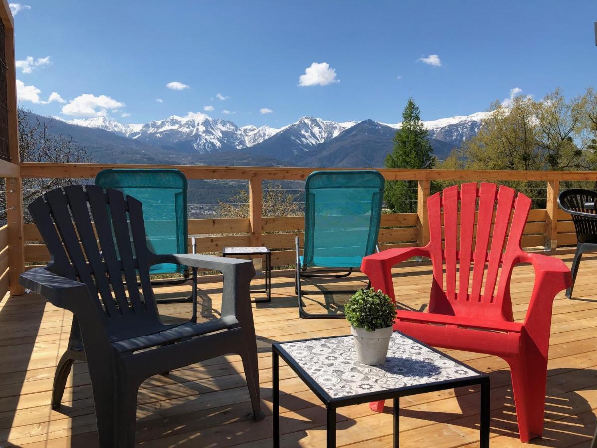 Chalet Avec Vue Lac 埃姆布能 外观 照片